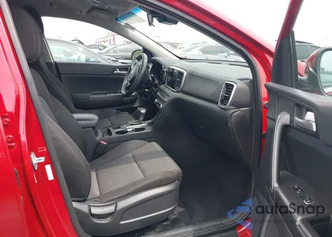 2020 Kia Sportage Lx z USA, uszkodzony, nr VIN KNDPM3AC2L7742392